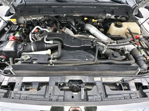 Used 2016 Ford F350 Lariat w/ Lariat Ultimate Package image 48