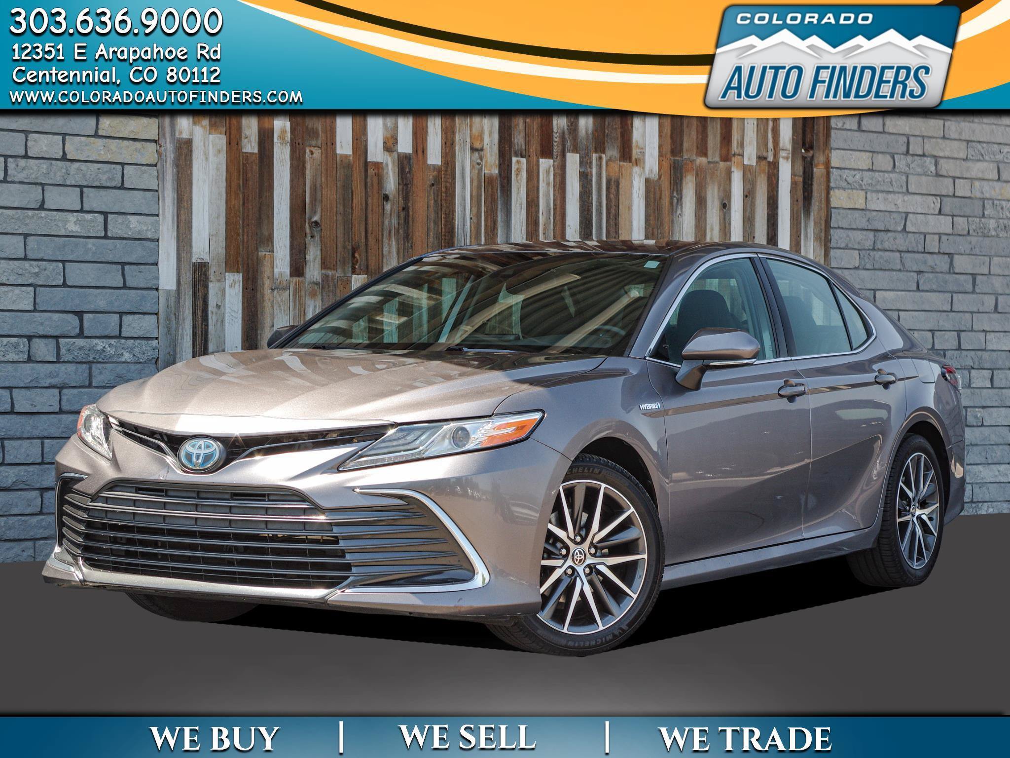 Used 2021 Toyota Camry XLE FWD image 1