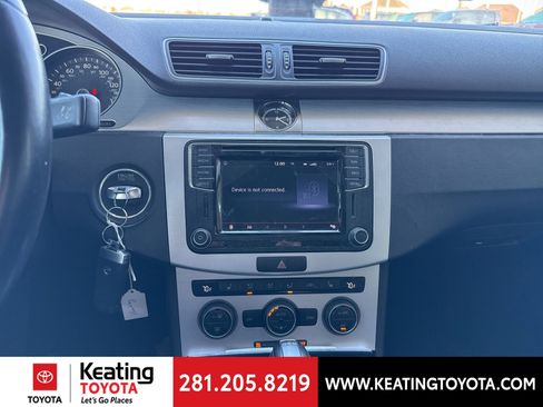 Used 2016 Volkswagen CC Sport image 20