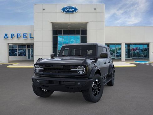 New 2025 Ford Bronco Outer Banks image 3