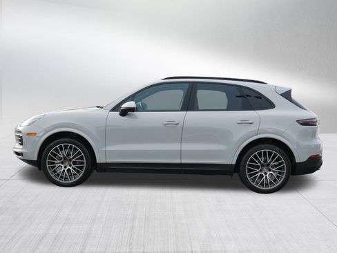 Used 2021 Porsche Cayenne image 8