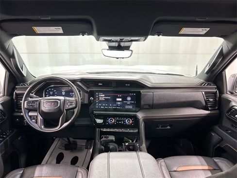 Used 2023 GMC Sierra 1500 AT4 w/ AT4 Premium Package image 18