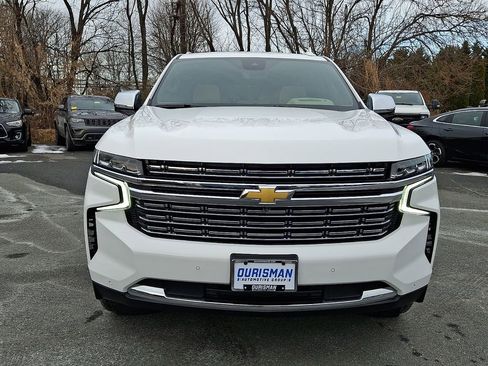 Used 2024 Chevrolet Tahoe Premier image 2