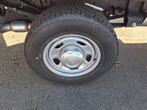 Used 2024 Ford F350 XL image 9