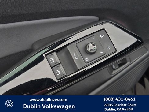 Used 2023 Volkswagen ID.4 Pro S image 11