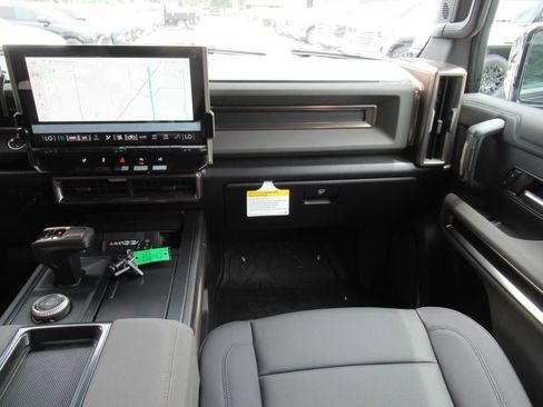 New 2025 GMC Hummer EV 2X image 13