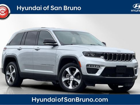 Used 2023 Jeep Grand Cherokee 4WD 4xe w/ Luxury Tech Group II image 1