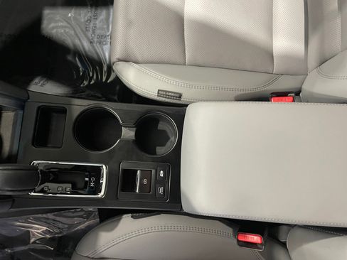 Used 2019 Subaru Outback 3.6R Limited image 27