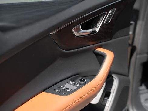 Certified 2023 Audi Q8 Prestige w/ Prestige Package AWD/4WD image 22