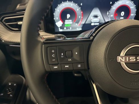 New 2025 Nissan Kicks SR image 18