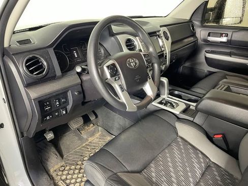 Used 2021 Toyota Tundra SR5 AWD/4WD image 3