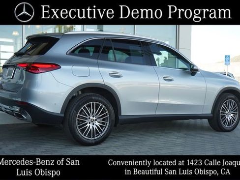 Used 2026 Mercedes-Benz GLC 300 image 10