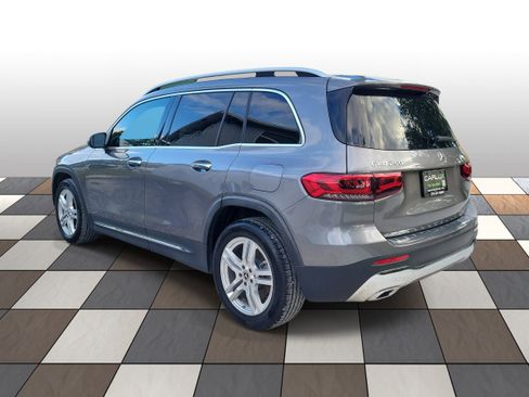 Used 2020 Mercedes-Benz GLB 250 w/ Premium Package image 6