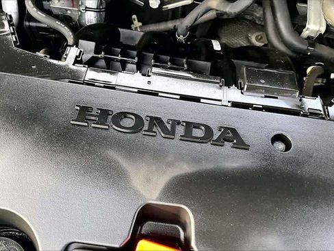 Used 2023 Honda Civic Sport image 3