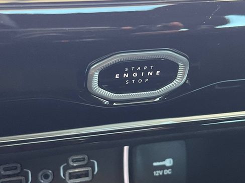 New 2026 Jeep Grand Cherokee Altitude AWD/4WD image 22