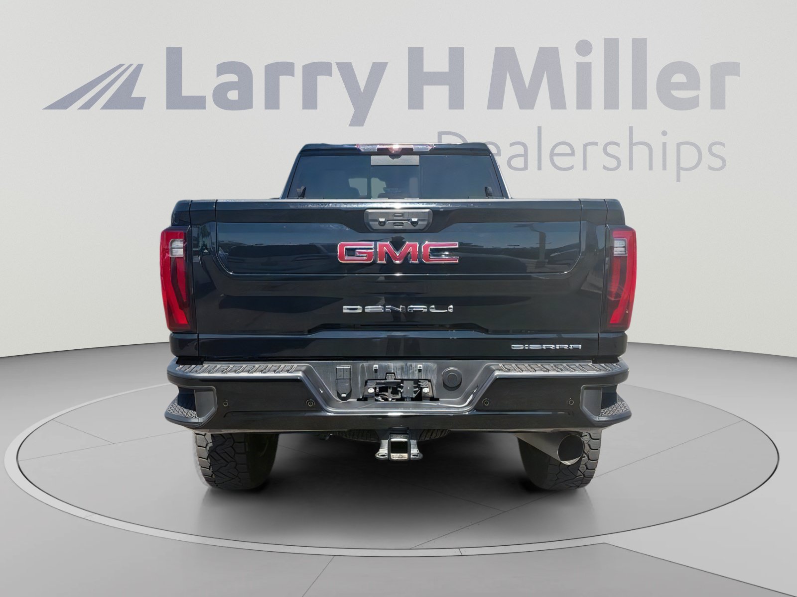 Used 2024 GMC Sierra 2500 Denali w/ Denali Reserve Package AWD/4WD image 5
