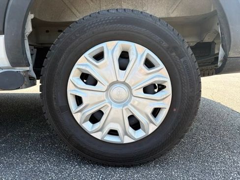 Used 2025 Ford Transit 250 Low Roof w/ Exterior Upgrade Package RWD image 18