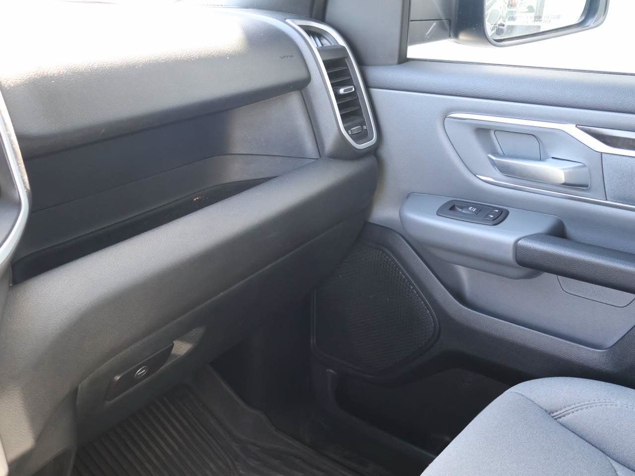 Used 2023 RAM 1500 Big Horn AWD/4WD image 14