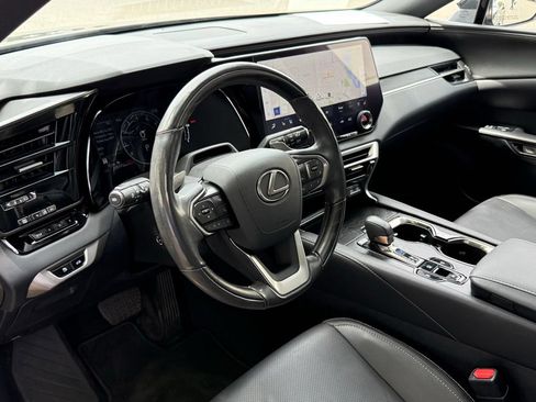 Used 2024 Lexus RX 350 Premium w/ Convenience Package FWD image 20