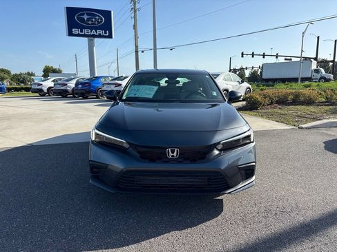 Used 2023 Honda Civic EX-L image 2