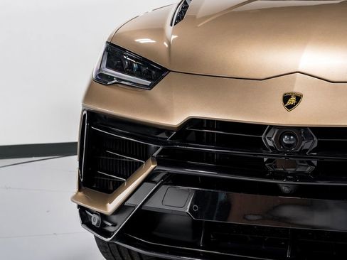 Used 2024 Lamborghini Urus S image 44