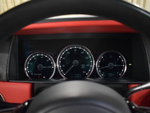 Certified 2022 Rolls-Royce Cullinan w/ Dynamic Package image 32