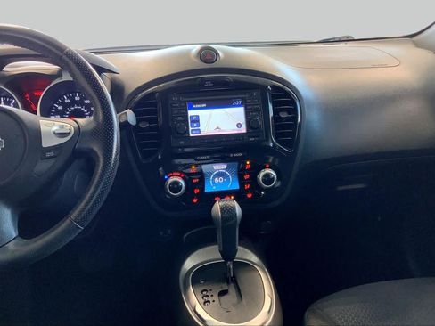 Used 2013 Nissan Juke SV FWD image 6