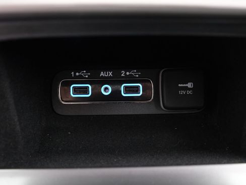 Used 2020 Jeep Grand Cherokee Overland AWD/4WD image 21