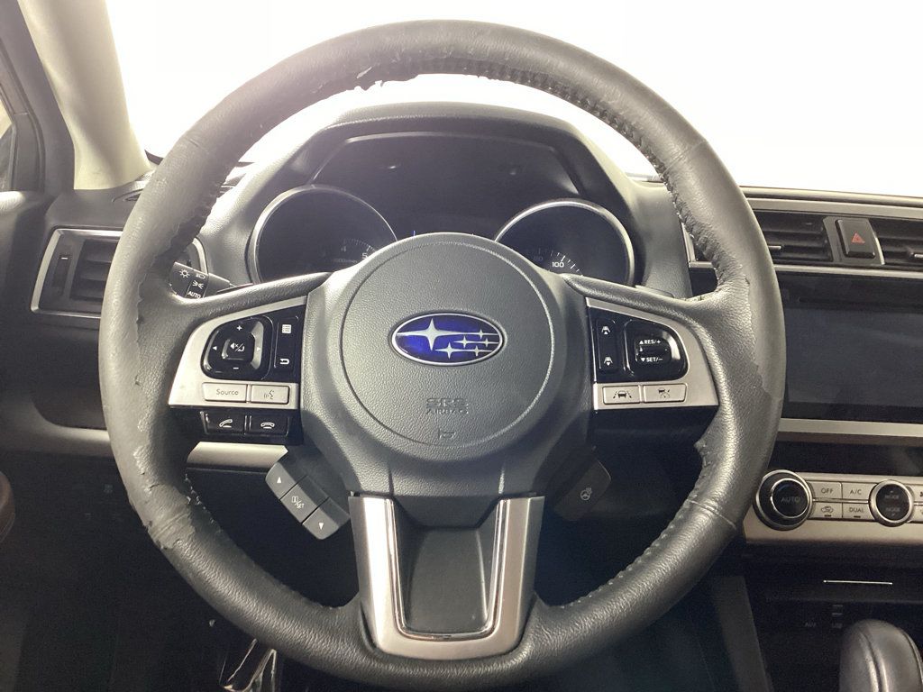Used 2017 Subaru Outback 3.6R Touring AWD/4WD image 34
