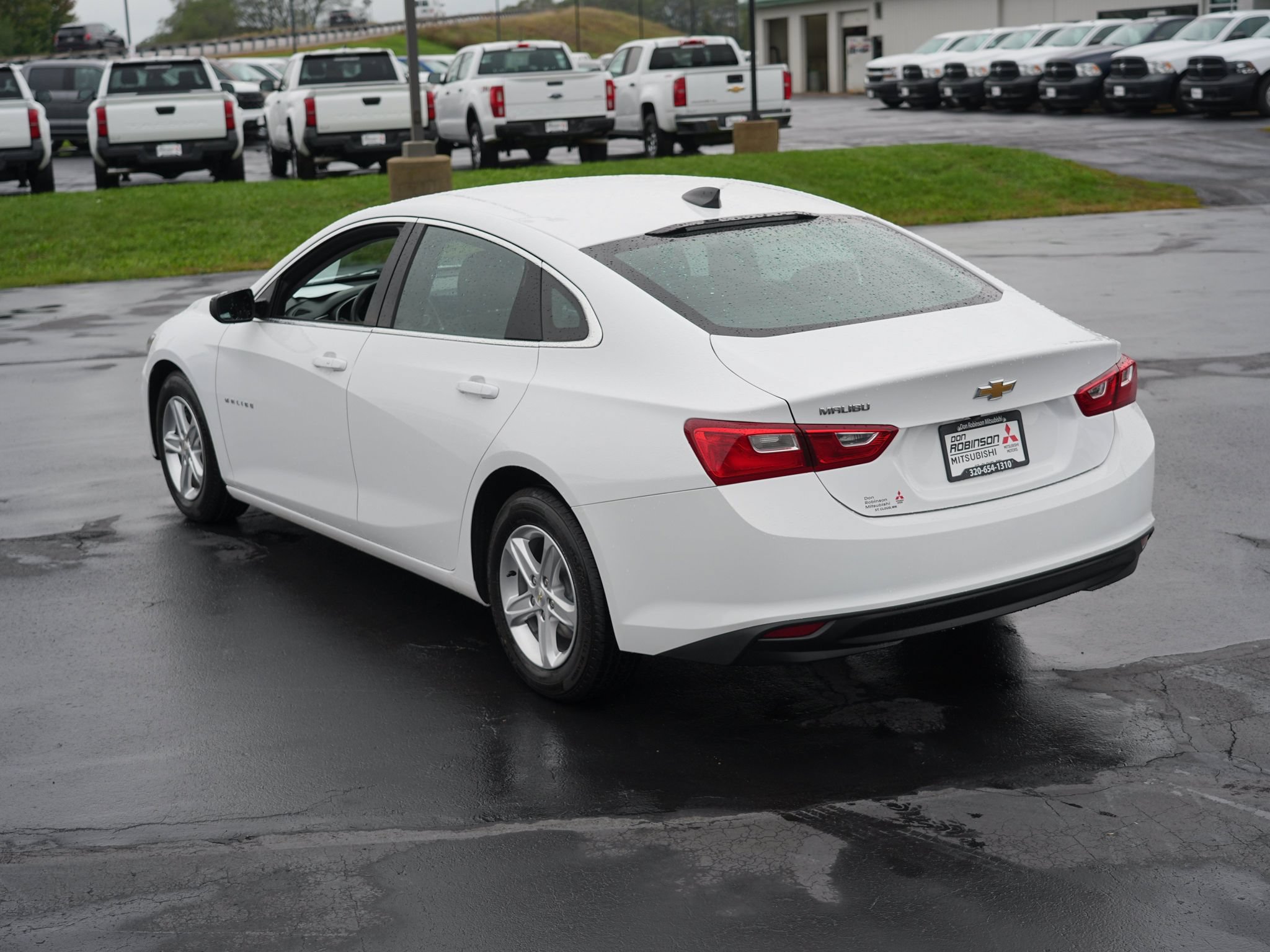 Used 2020 Chevrolet Malibu LS FWD image 6