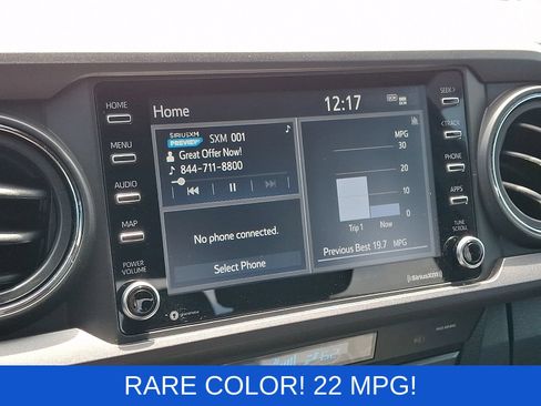 Used 2021 Toyota Tacoma TRD Off-Road w/ Technology Package AWD/4WD image 17