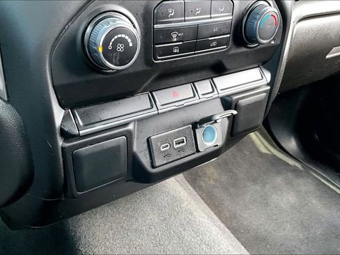 Used 2023 Chevrolet Silverado 2500 Custom w/ Infotainment Package image 16