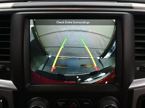Used 2019 RAM 1500 Classic SLT w/ Luxury Group AWD/4WD image 21