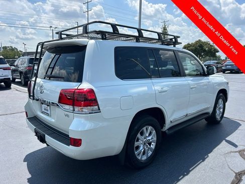 Used 2021 Toyota Land Cruiser AWD/4WD image 23