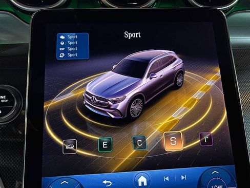 Certified 2026 Mercedes-Benz GLC 300 4MATIC image 39
