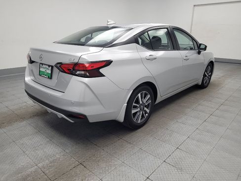 Used 2020 Nissan Versa SV FWD image 9