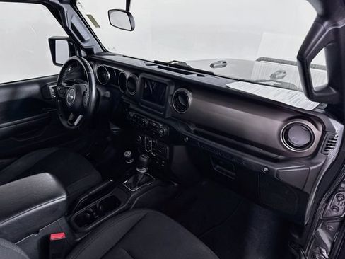 Used 2021 Jeep Wrangler Unlimited Sport AWD/4WD image 31