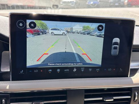 Used 2025 Lincoln Corsair FWD image 5