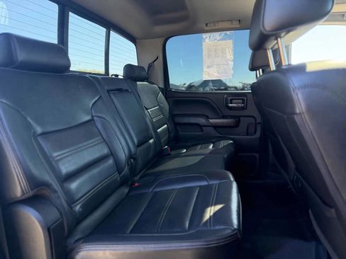 Used 2019 GMC Sierra 2500 Denali w/ Duramax Plus Package AWD/4WD image 19