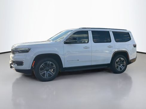 Used 2024 Jeep Wagoneer Series II w/ Flexible Seating Group AWD/4WD image 3
