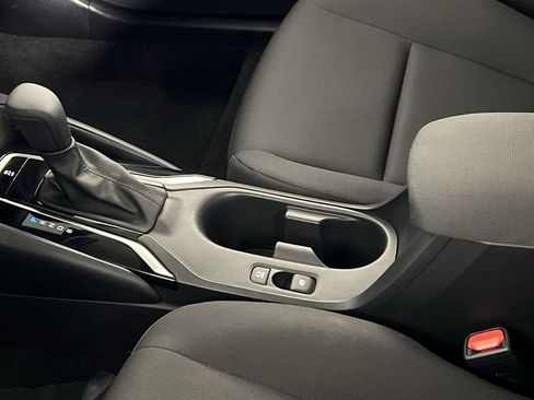 Used 2023 Toyota Corolla LE image 19