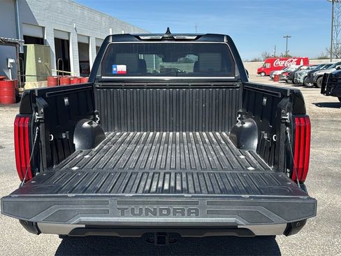 Used 2022 Toyota Tundra Limited image 25