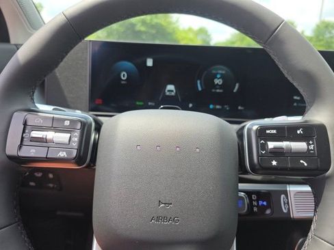 New 2026 Hyundai Ioniq 9 Limited image 13