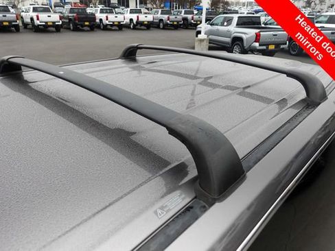 Used 2019 Toyota Highlander LE image 11