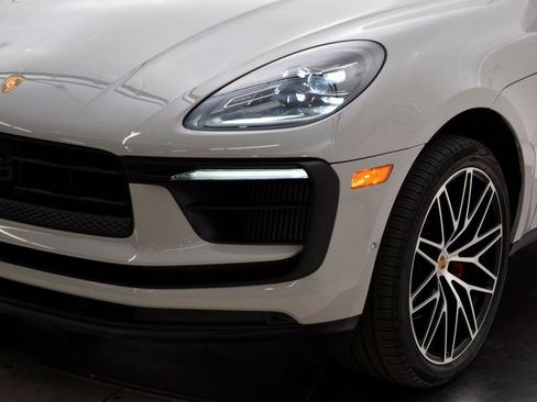 Used 2023 Porsche Macan S image 13
