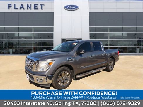Used 2017 Nissan Titan SV image 1