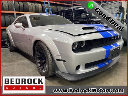 Used 2023 Dodge Challenger SRT Hellcat image 1
