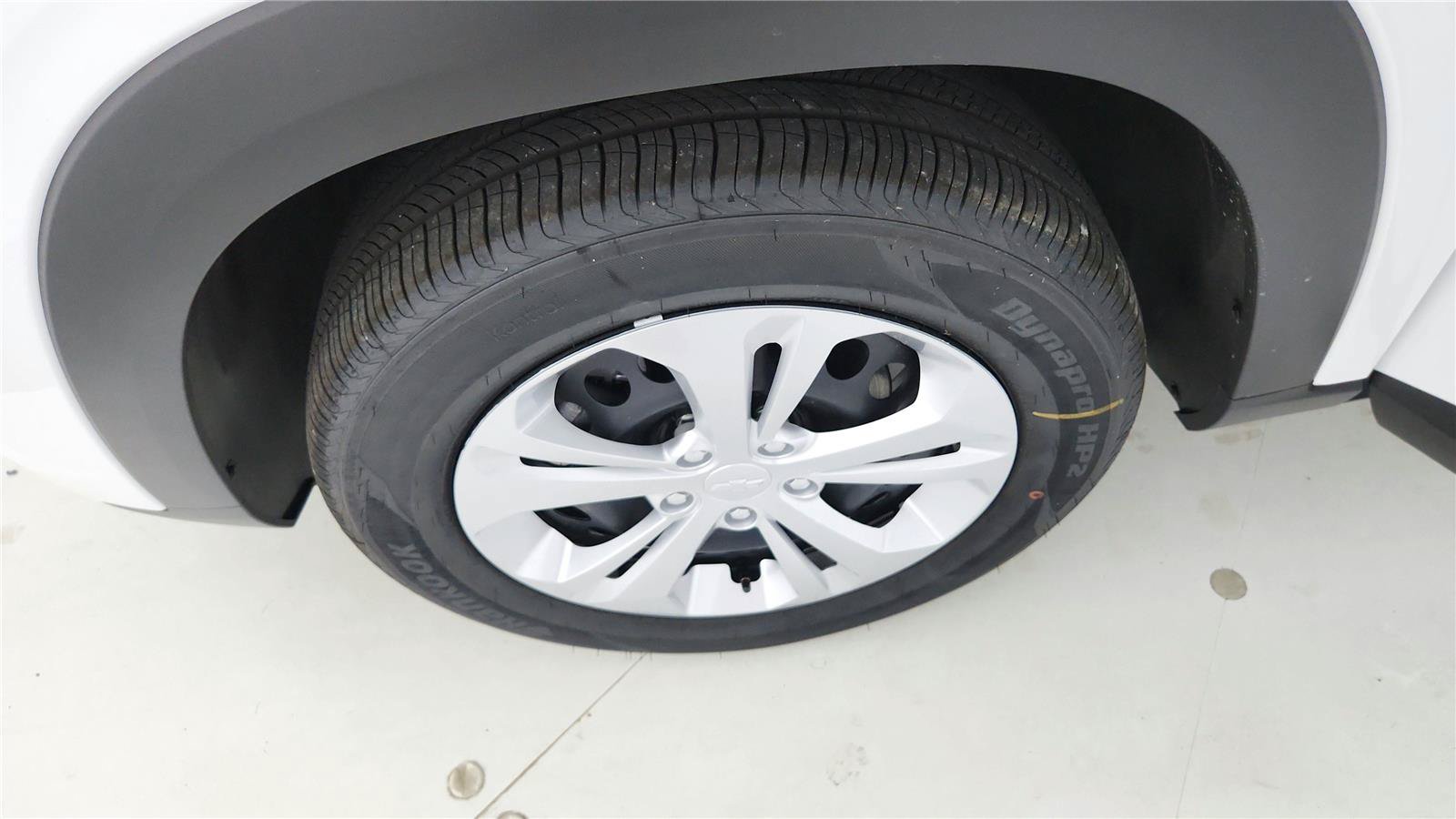 Used 2026 Chevrolet Trax LS FWD image 33