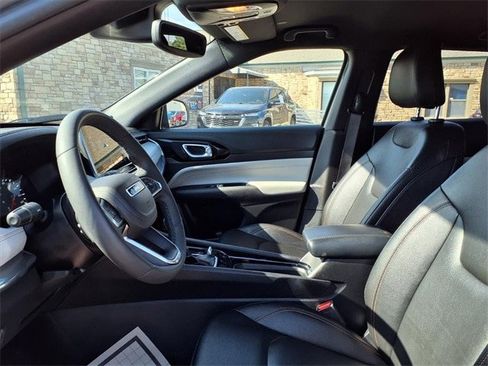 Certified 2024 Jeep Compass Limited image 13