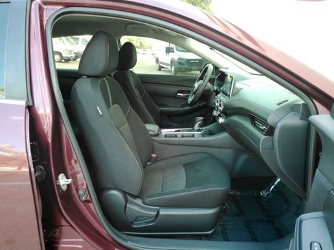 Used 2020 Nissan Sentra SV FWD image 18